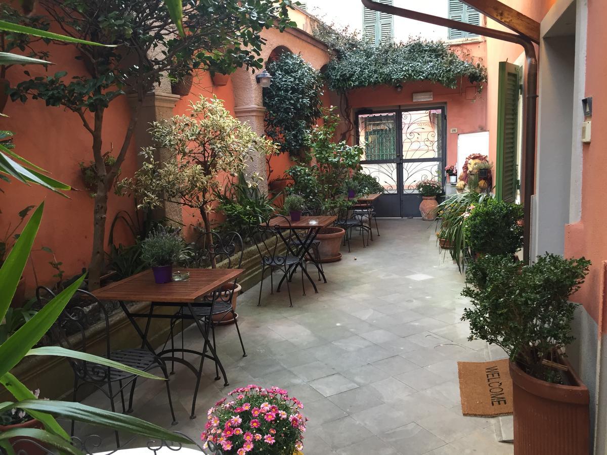 Hotel Villa Gentile Леванто Экстерьер фото